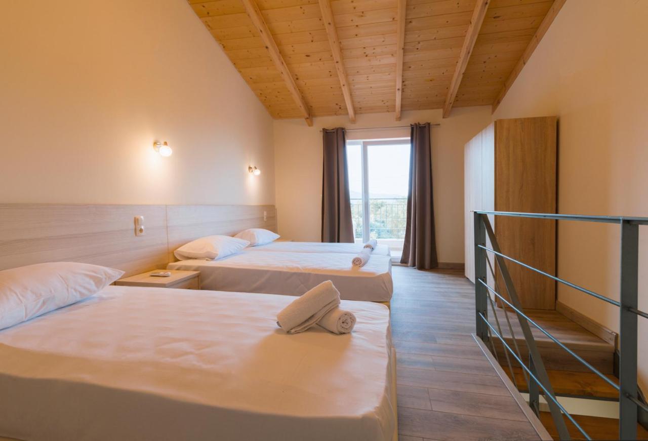 Luca Mare Bed & Breakfast Gouvia Dış mekan fotoğraf